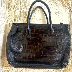FURLA leather XL